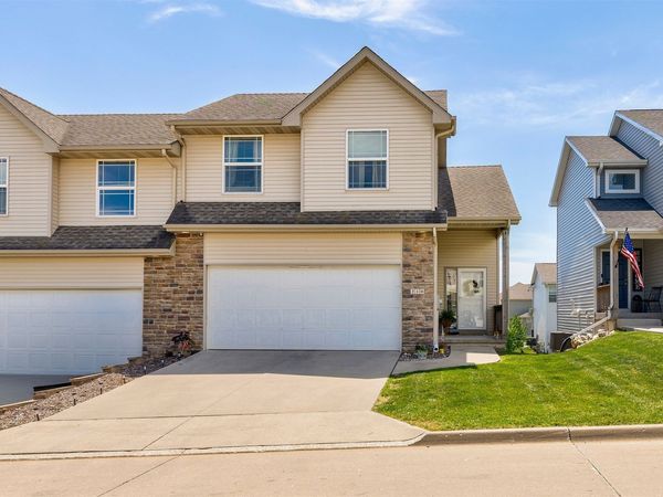 210 Maple Avenue, Norwalk, IA 50211