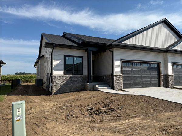 1270 Berkshire Lane, North Liberty, IA 52317