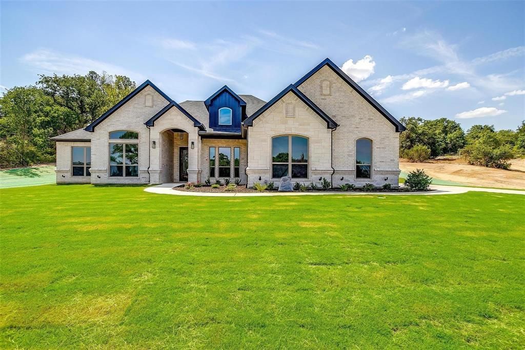 1007 Meadow Wood Terrace, Azle, TX 76020 Main Photo