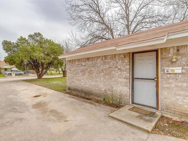 716 S Perkins Street, Fort Worth, TX 76103