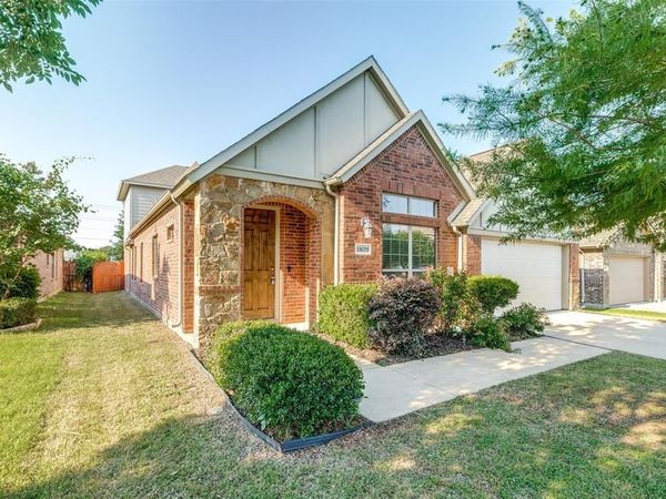 11620 Summer Springs Drive , Frisco, TX 75036