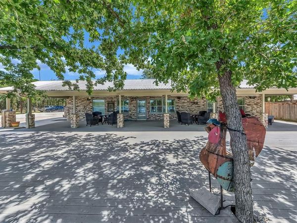 566 Selma Road , Bowie, TX 76230