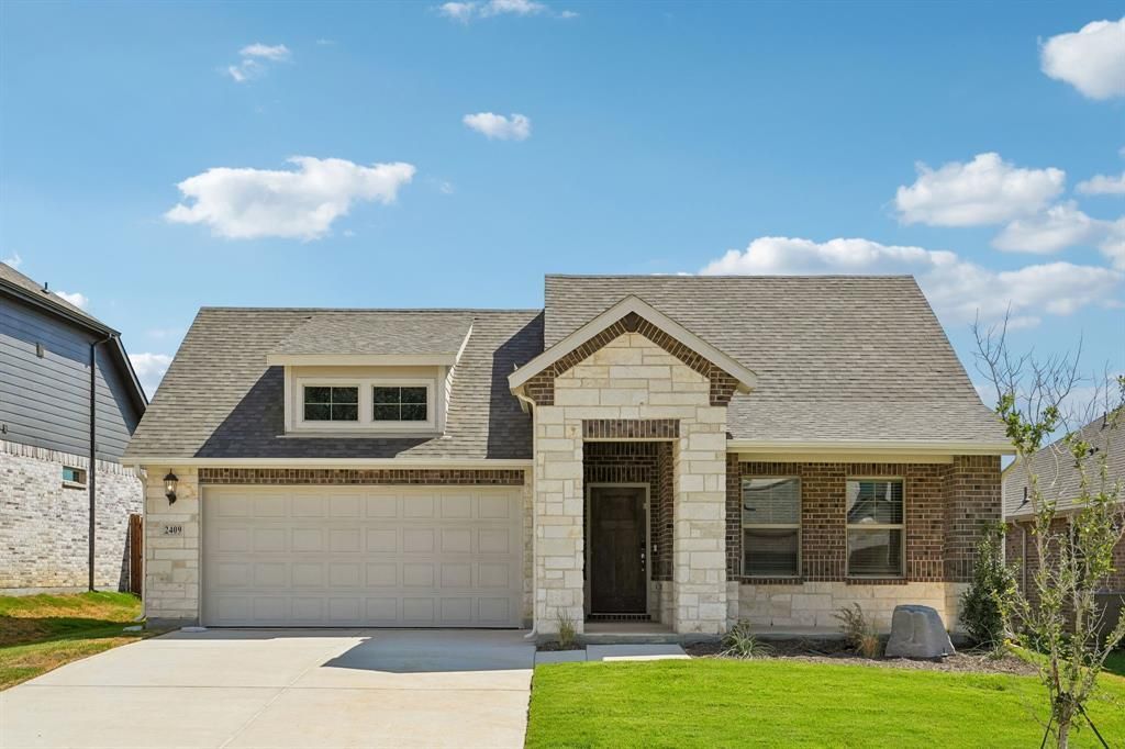 2409 Nicole Drive, Denton, TX 76208 Main Photo