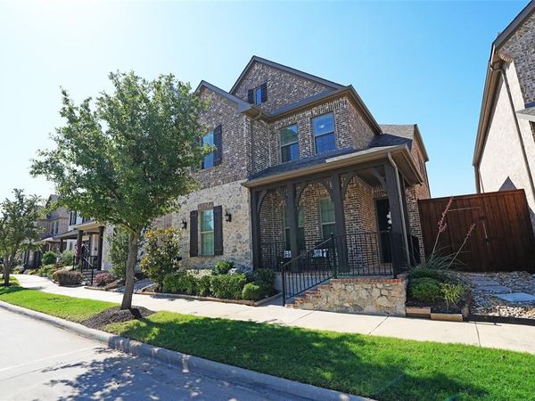 2225 6th Avenue , Flower Mound, TX 75028