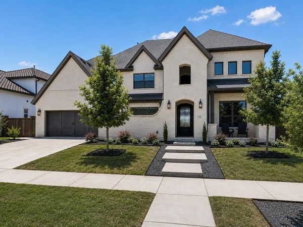 417 Carlsbad Drive , Frisco, TX 75036