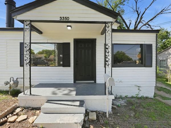 3350 Grafton Avenue , Dallas, TX 75211