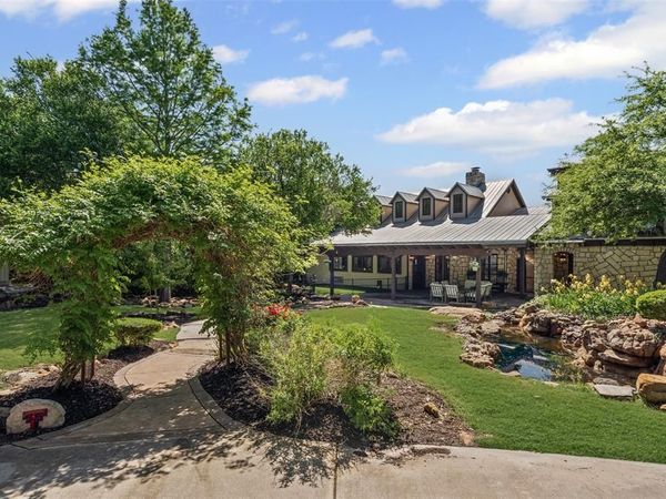 108 Dustin Circle, Hudson Oaks, TX 76087