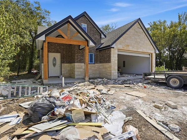 306 Royal Street, Cleburne, TX 76031