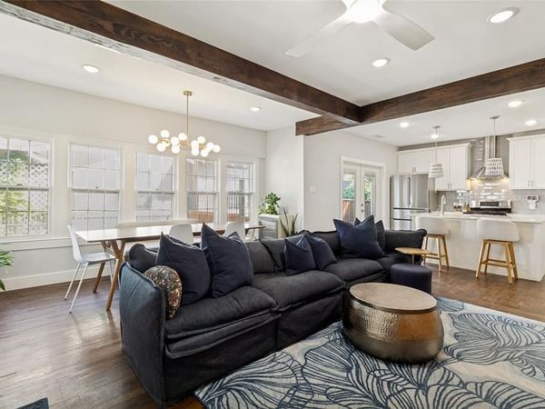 1023 Mount Auburn Avenue , Dallas, TX 75223