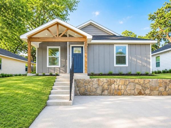422 E Shepherd Street , Denison, TX 75021
