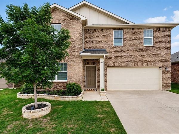 1324 Fleckman Drive , Fort Worth, TX 76052