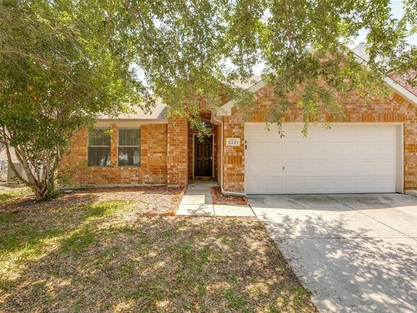 3201 Grant Street , McKinney, TX 75071
