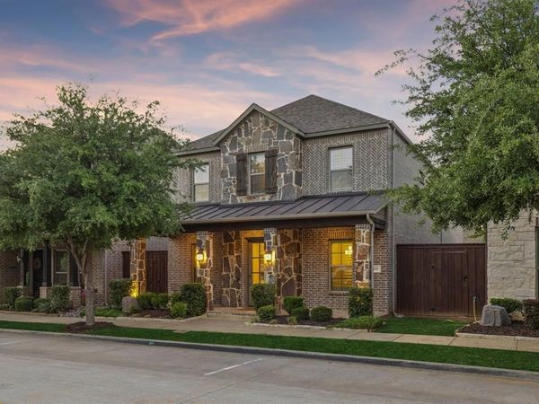 2232 Royal Crescent Drive N, Flower Mound, TX 75028