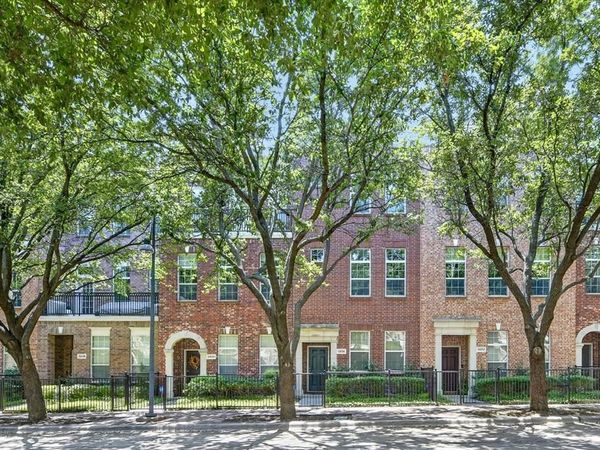 5026 Calloway Drive, Unit 163, Addison, TX 75001