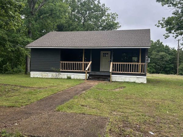 804 County Hwy 308, Vina, AL 35593