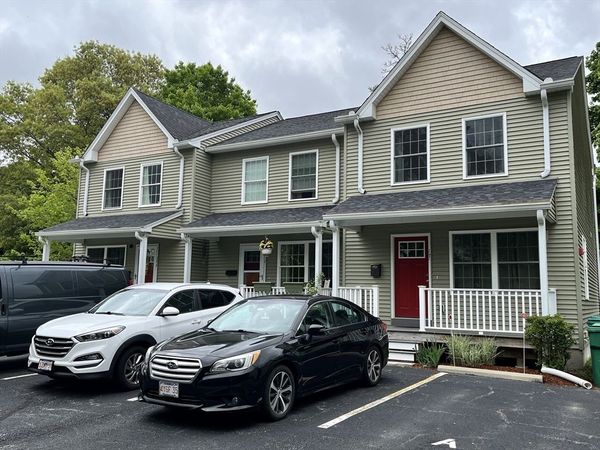 17 Arcade Street, Unit B, Northbridge, MA 01588