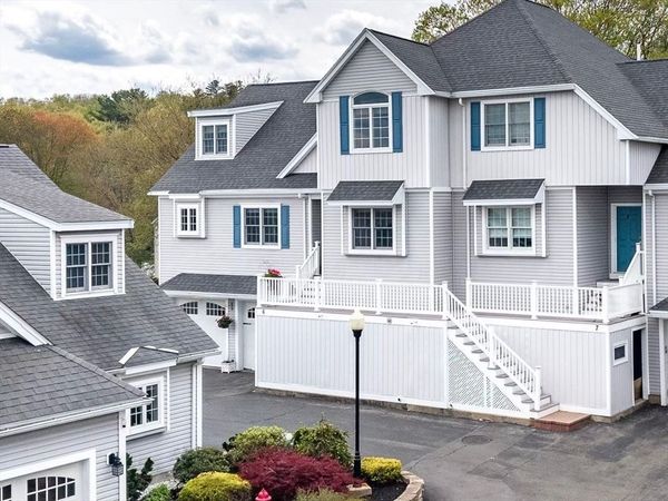 597 Main St, Unit B6, Stoneham, MA 02180