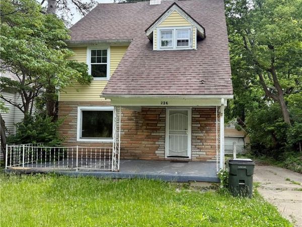 226 Sandalwood Drive, Dayton, OH 45405