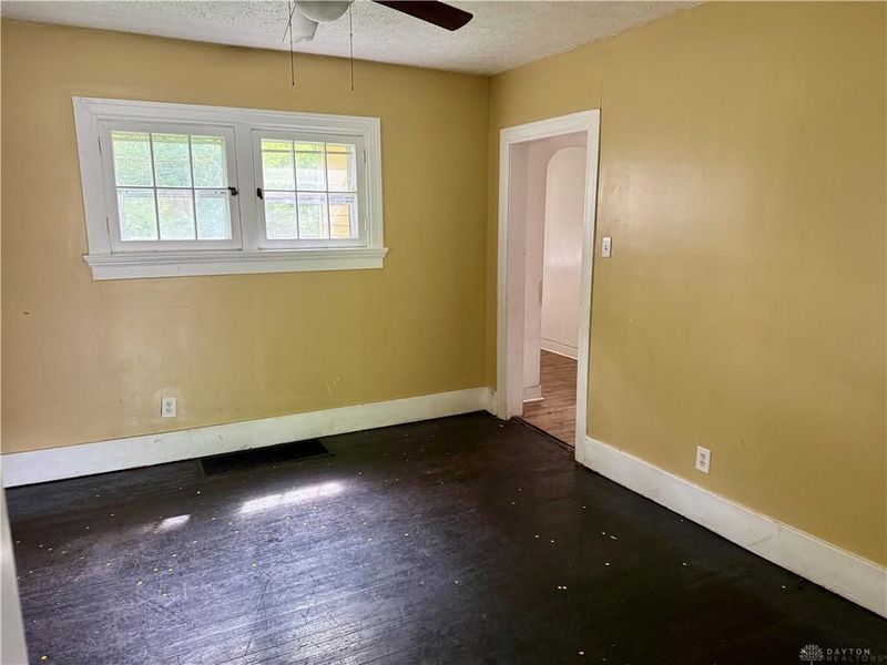226 Sandalwood Drive, Dayton, OH 45405 Photo 8