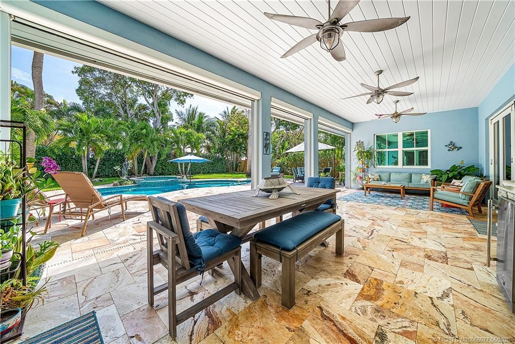 305 SE Flamingo Avenue, Stuart, FL 34996 Photo