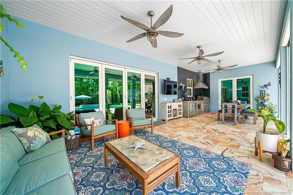 305 SE Flamingo Avenue, Stuart, FL 34996 Photo