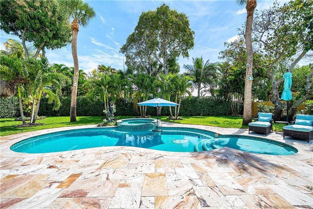 305 SE Flamingo Avenue, Stuart, FL 34996 Photo