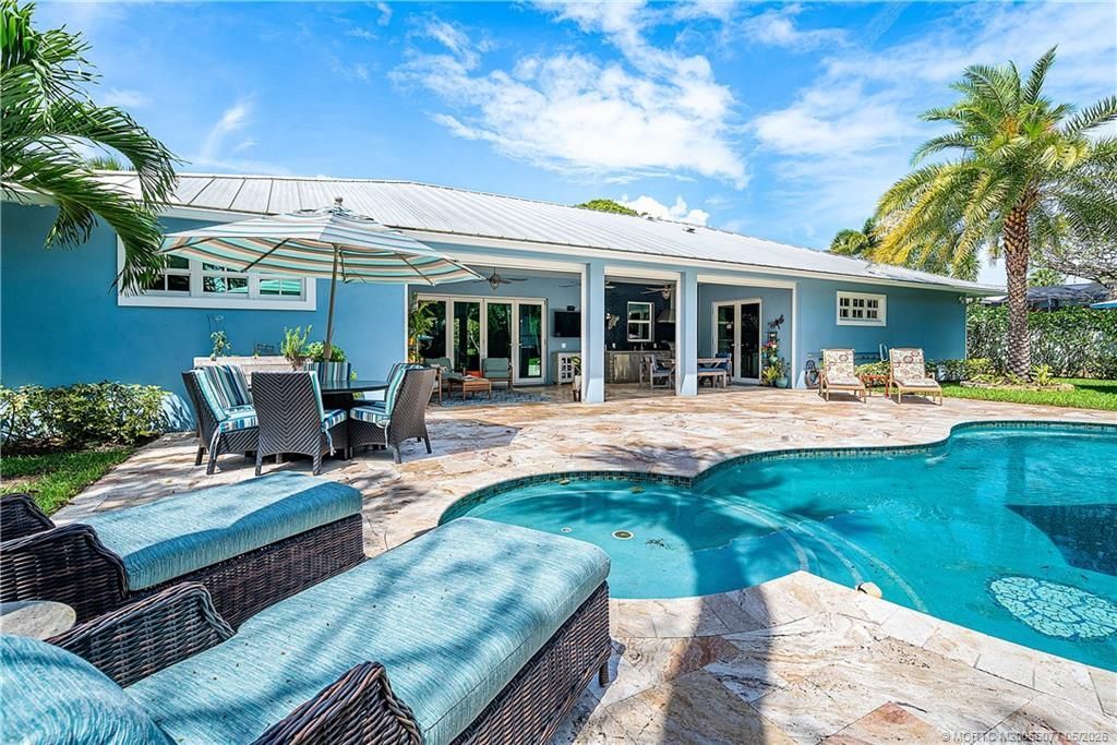 305 SE Flamingo Avenue, Stuart, FL 34996 Photo