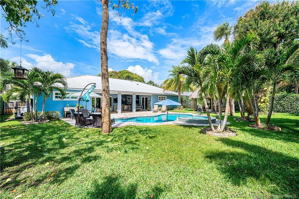 305 SE Flamingo Avenue, Stuart, FL 34996 Photo