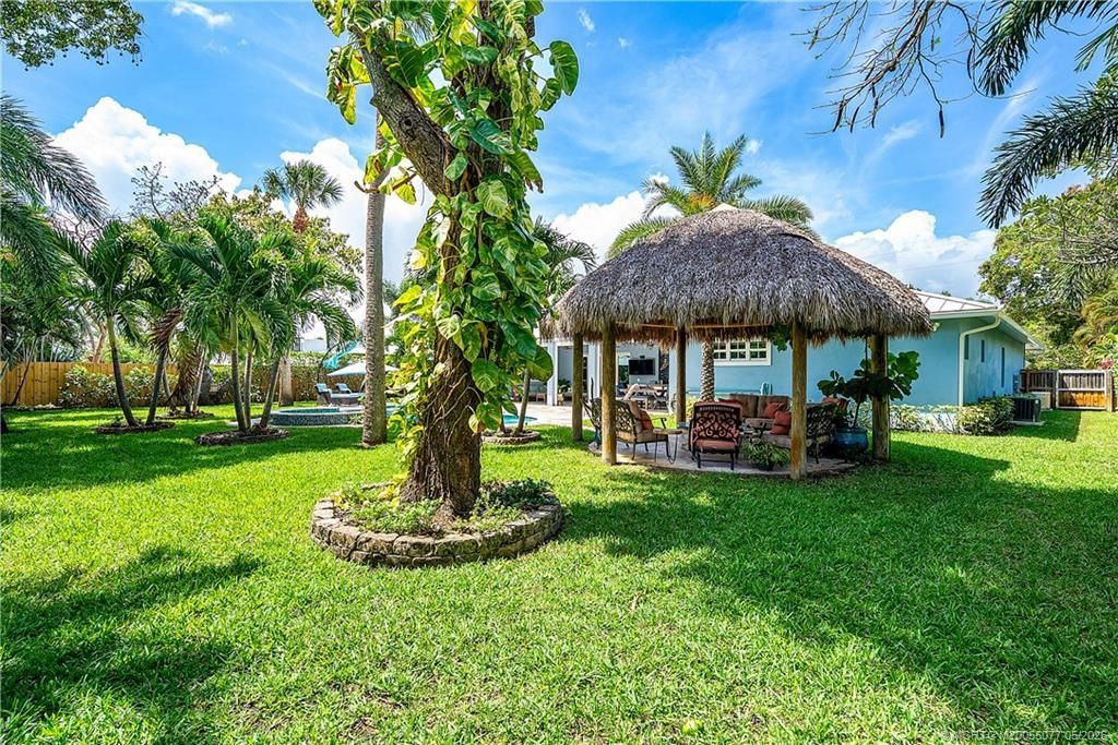 305 SE Flamingo Avenue, Stuart, FL 34996 Photo