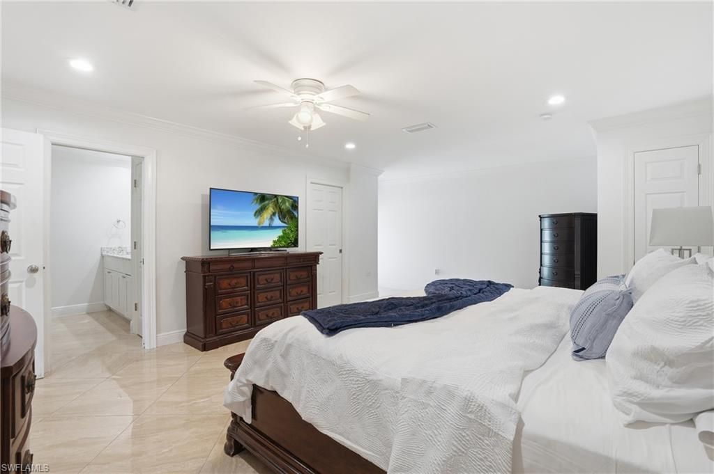 5930 Sea Grass Ln, Naples, FL 34116 Photo