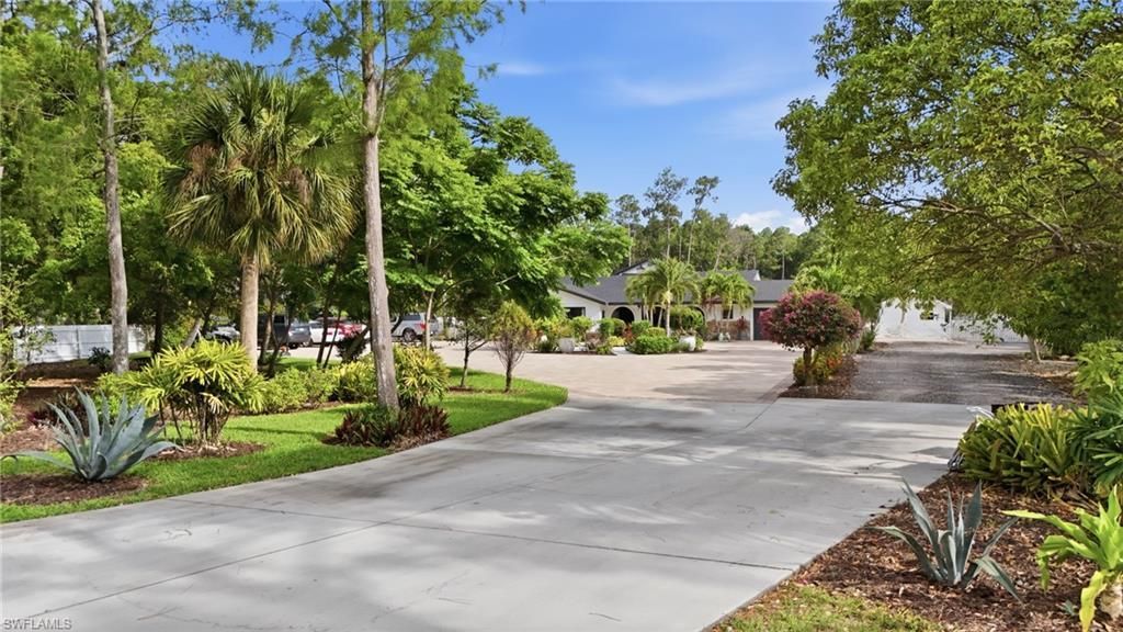 5930 Sea Grass Ln, Naples, FL 34116 Photo