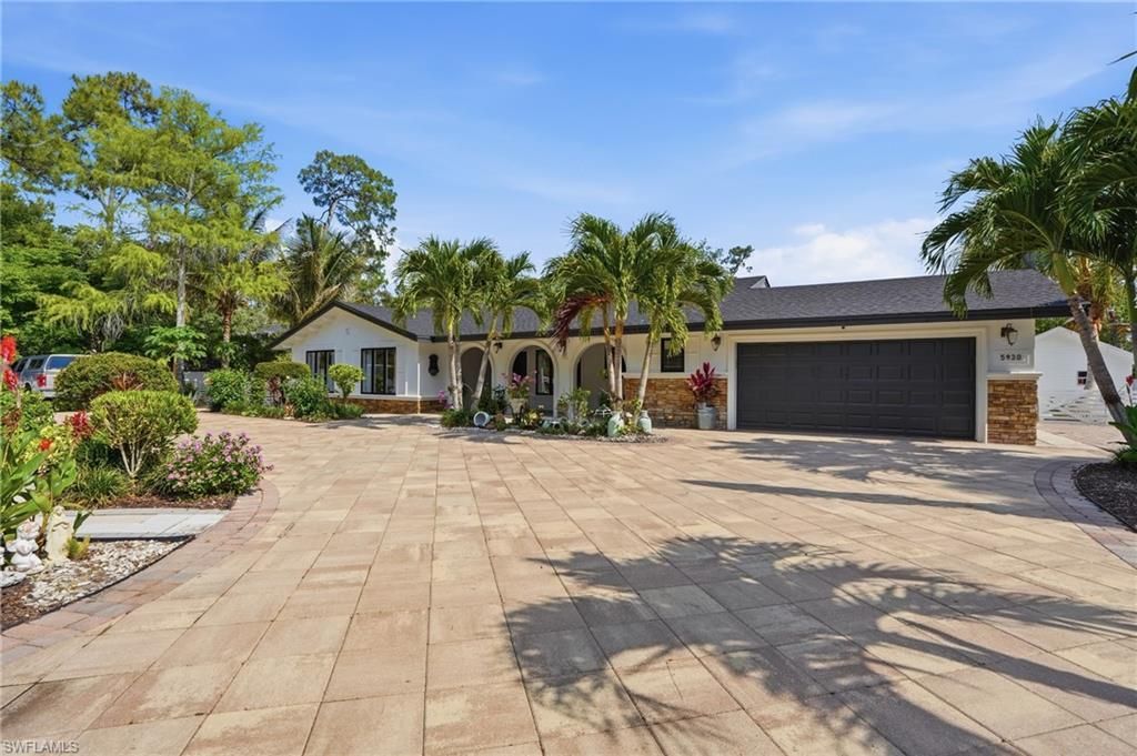 5930 Sea Grass Ln, Naples, FL 34116 Photo