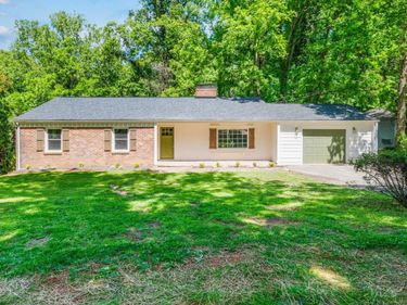 1432 Nelson Drive, Lynchburg, VA 24502