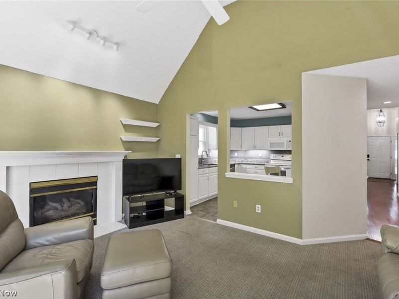 24 Nantucket Row, Rocky River, OH 44116 Photo 16