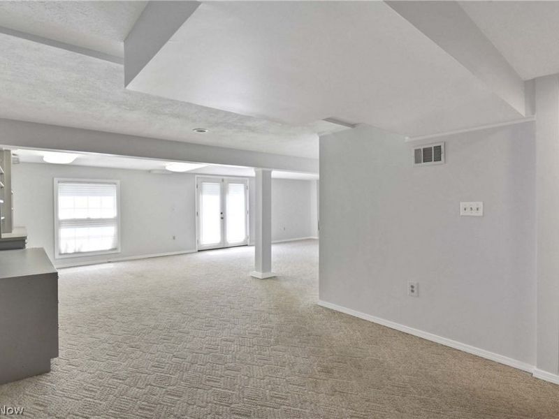 24 Nantucket Row, Rocky River, OH 44116 Photo 31