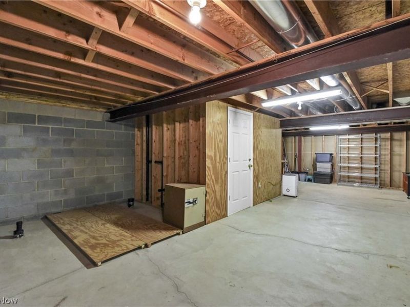 24 Nantucket Row, Rocky River, OH 44116 Photo 37