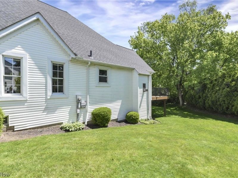 24 Nantucket Row, Rocky River, OH 44116 Photo 41