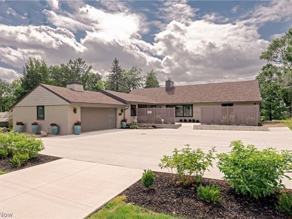 3300 Green Road, Beachwood, OH 44122