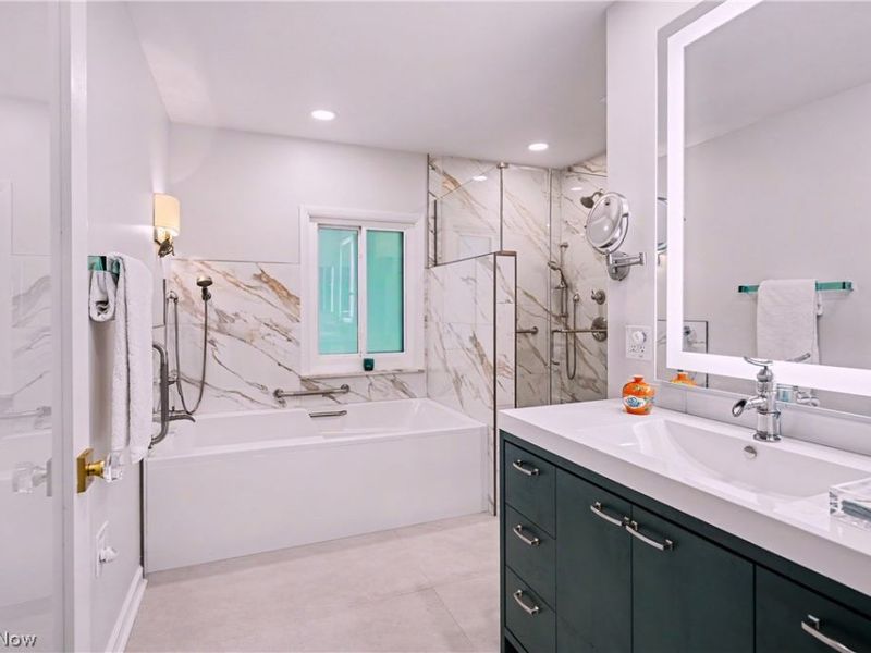 3300 Green Road, Beachwood, OH 44122 Photo 17