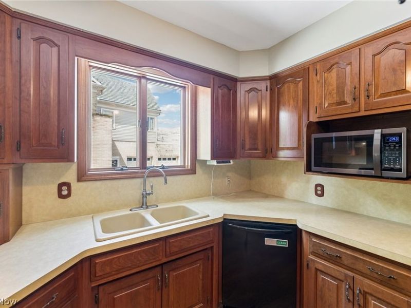 3471 E Erie Avenue, Lorain, OH 44052 Photo 19