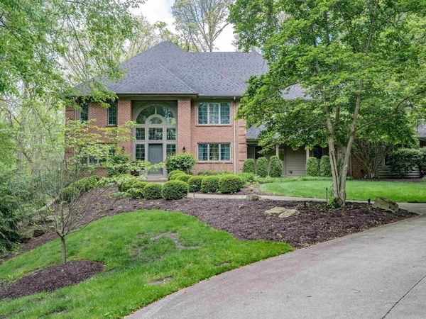7811 Glacier Creek Dr 92 Drive, Roanoke, IN 46783