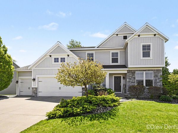 1292 Shadow Hills Drive SW, Byron Center, MI 49315
