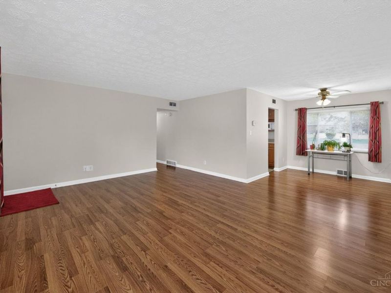 7987 West Chester Road, West Chester, OH 45069 Photo 7