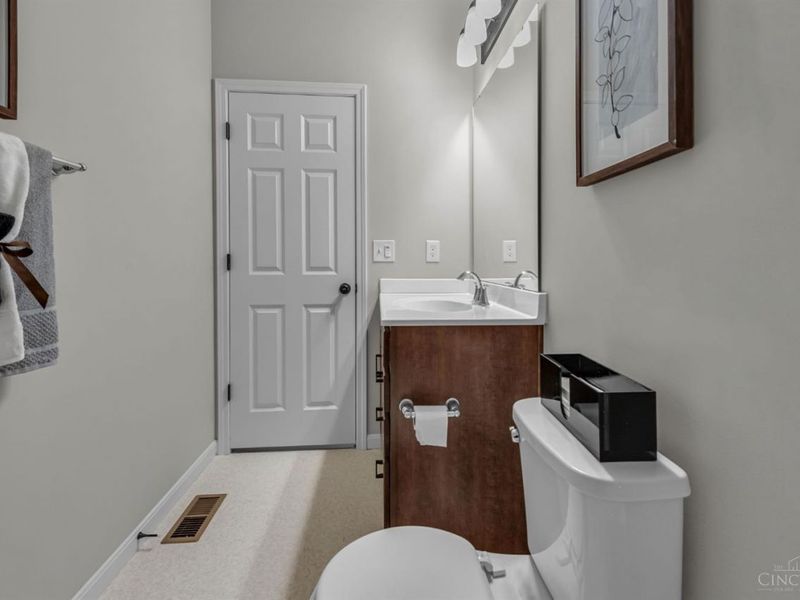 12013 Westland Court, Cincinnati, OH 45251 Photo 8