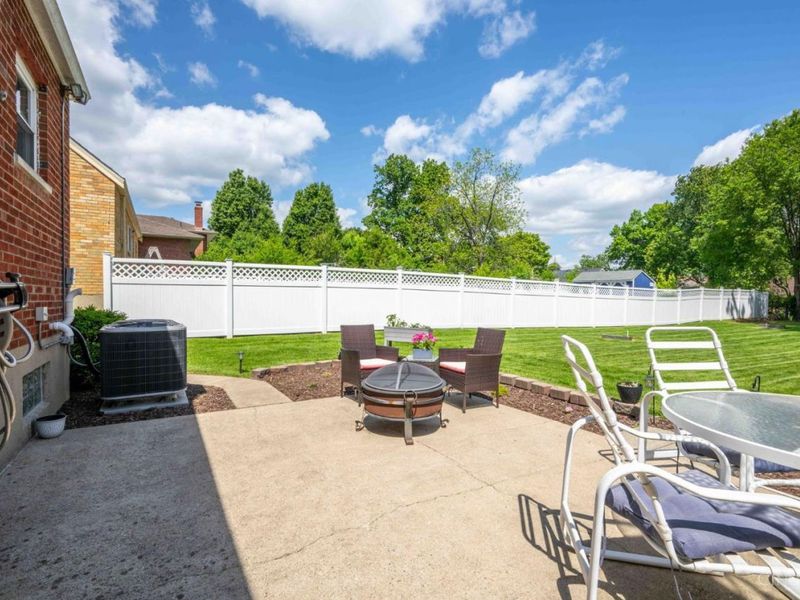 5542 Lawrence Road, Green Township, OH 45248 Photo 14