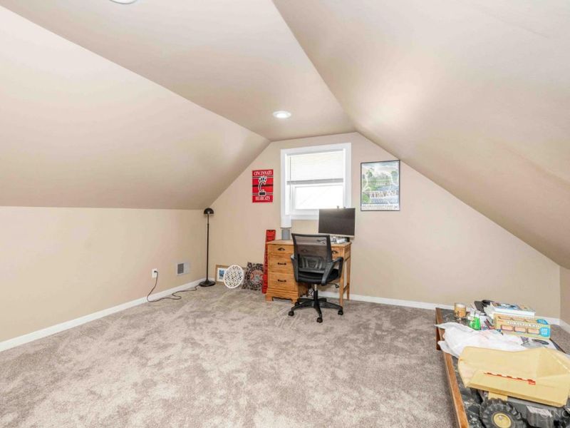 5542 Lawrence Road, Green Township, OH 45248 Photo 32