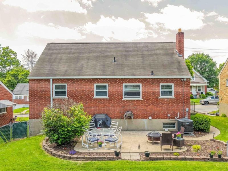 5542 Lawrence Road, Green Township, OH 45248 Photo 6