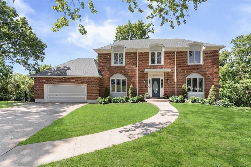 8426 Woodson Place, Raytown, MO 64138 Main Photo