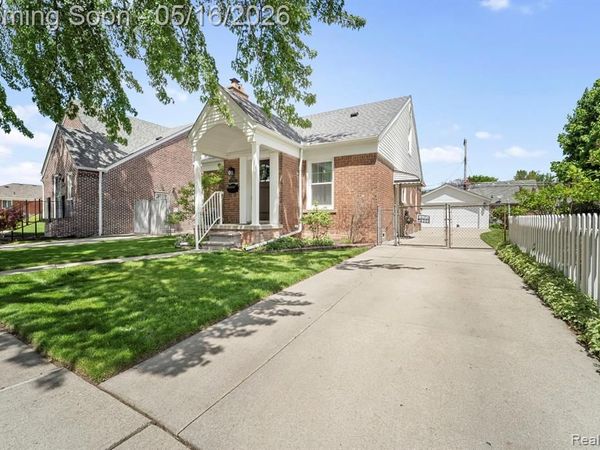 15170 Euclid Avenue, Allen Park, MI 48101