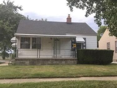 2042 Riverbank Street, Lincoln Park, MI 48146